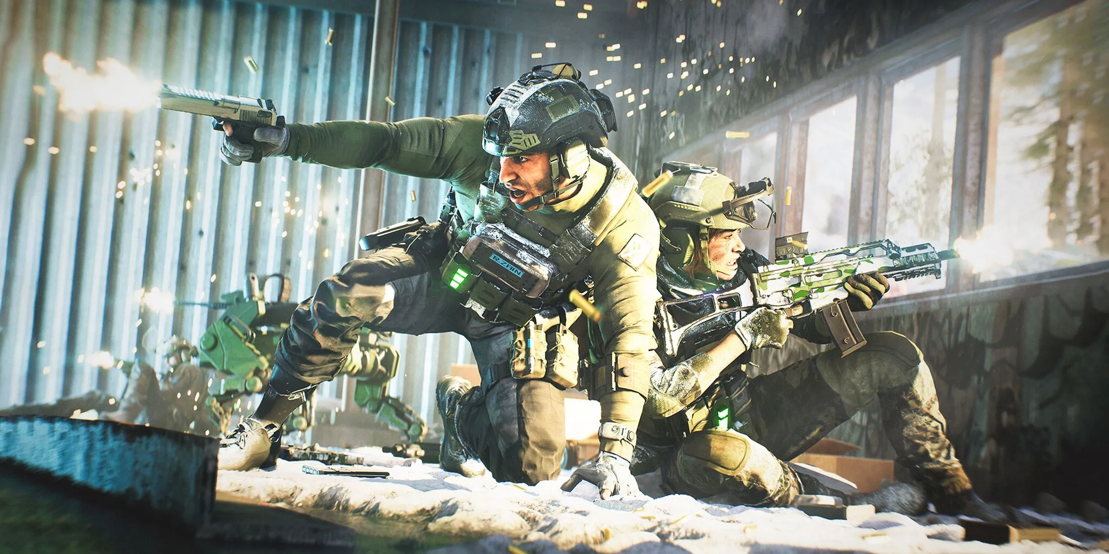 Hai đặc nhiệm trong Battlefield 2042 ẩn nấp trong tòa nhà bị tàn phá, hình ảnh minh họa cho môi trường chiến đấu khắc nghiệt và cơ chế phá hủy trong dòng game Battlefield