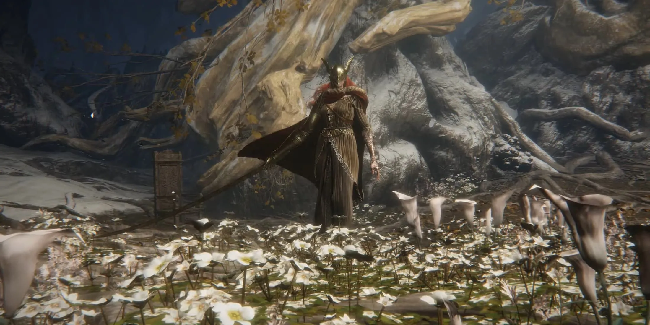 Malenia, Blade of Miquella, một trong những boss khó nhất Elden Ring, trong tư thế chiến đấu